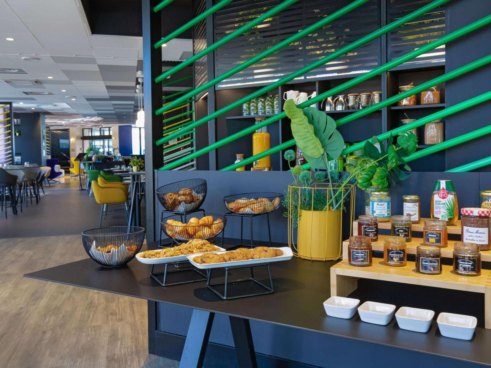 Mercure Hyeres Centre Cote D'Azur Exteriér fotografie